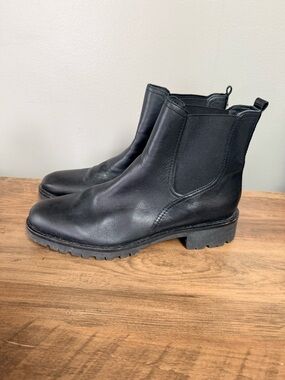 Sam Edelman Black Leather Chelsea Boots with Gold Logo Insole 9.5